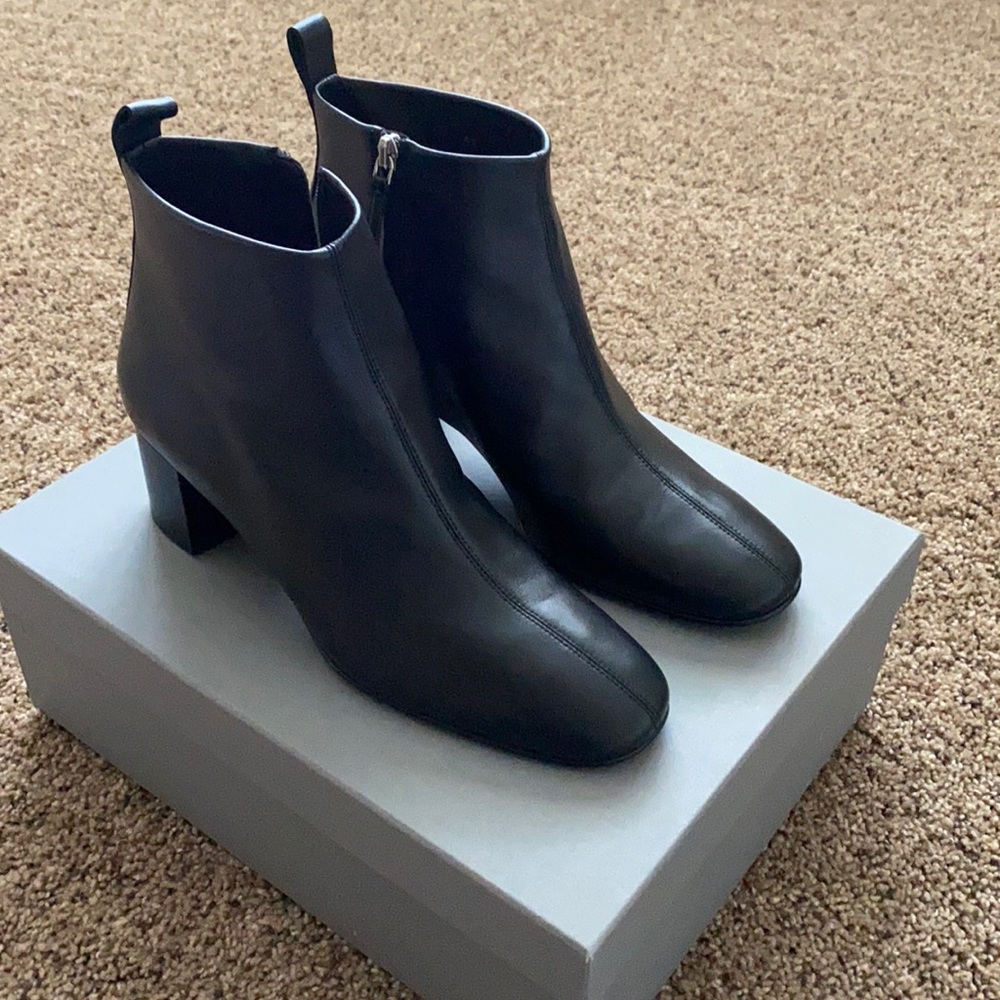 Brand New Everlane Day Boots
